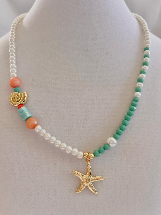 Pearls & Green Beads Necklace With Sea Star Charm